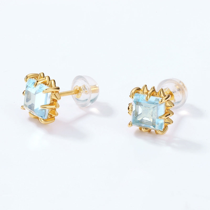 清新吸睛必備!S925 純銀鍍 10K 金,天然天空藍托帕石方型星芒耳釘