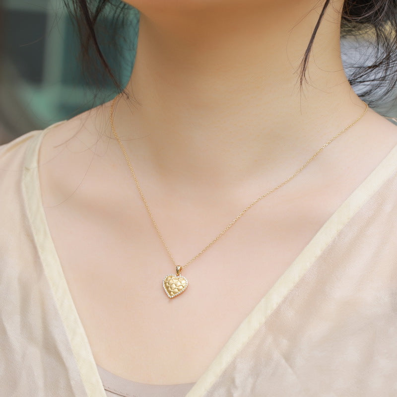 S925 sterling silver plated with 10K gold hand-brushed heart-shaped necklace | Imitation diamond heart clavicle necklace romantic confession jewelry