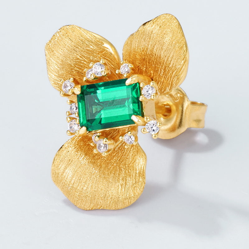 S925 sterling silver plated with 10K gold, hand-brushed cultured emerald and diamond flower earrings | Retro light luxury floral earrings, high-end jewelry