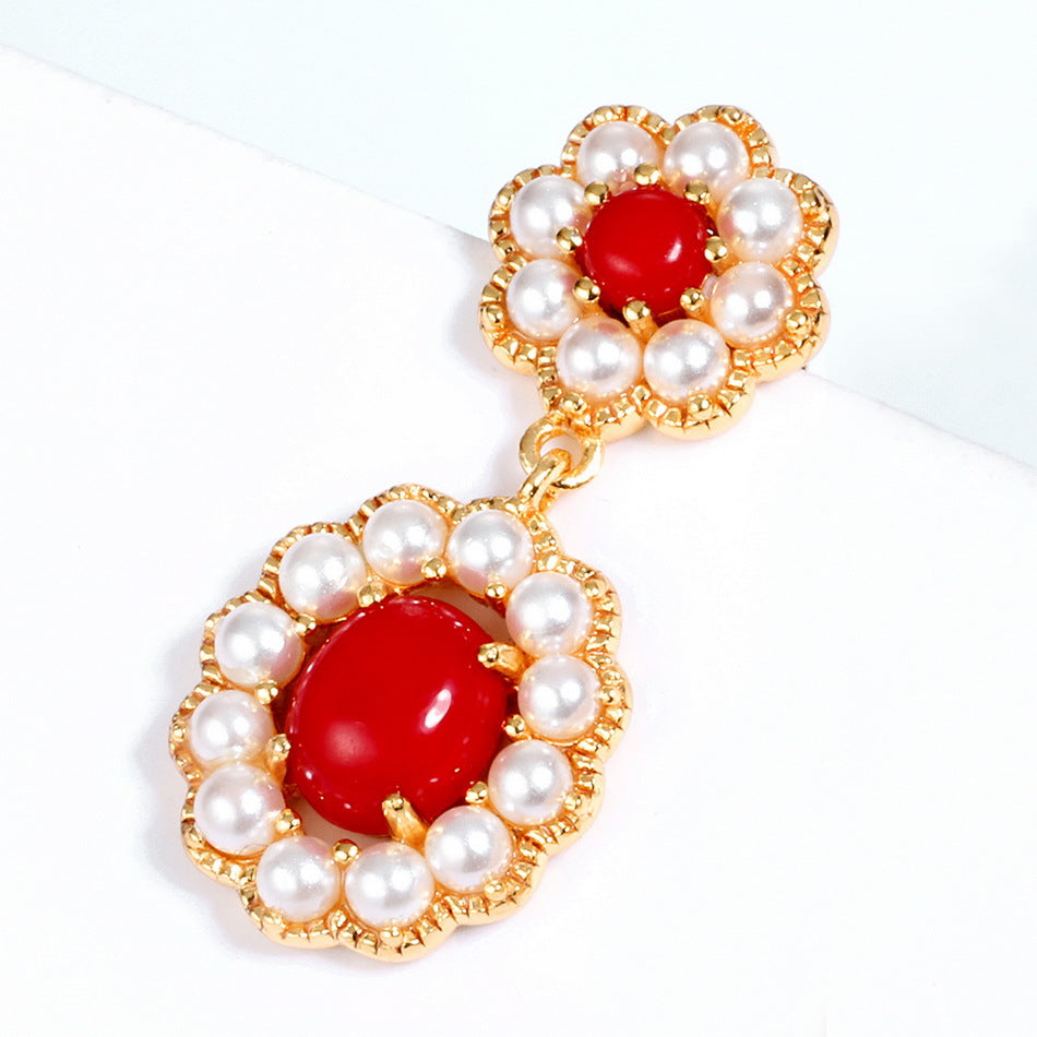 S925 sterling silver with 9K gold plated earrings | Retro and elegant earrings with synthetic red coral shell beads and floral clusters