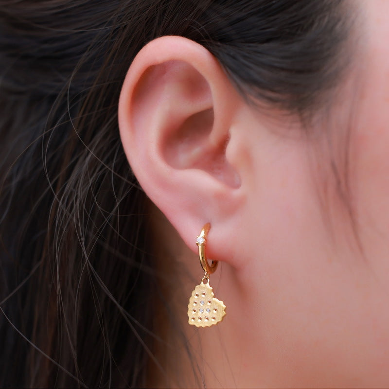 S925 sterling silver with 10K gold plated hand-brushed heart pendant earrings | Fashionable and individual light luxury earrings with street-style heart-shaped design