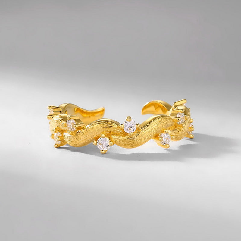 S925 sterling silver with 10K gold plated hand-brushed imitation diamond twist ring | Japanese and Korean exquisite light luxury ring with a sense of ceremony design