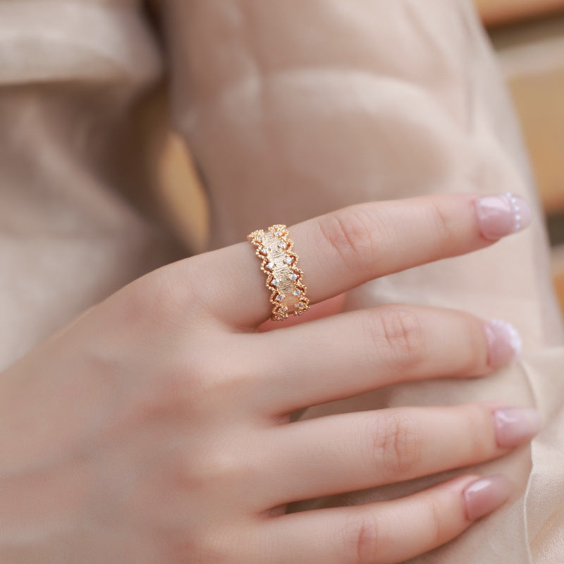 S925 sterling silver plated with 10K gold hand-brushed imitation diamond wavy ring | light luxury and versatile European and American style fashion jewelry