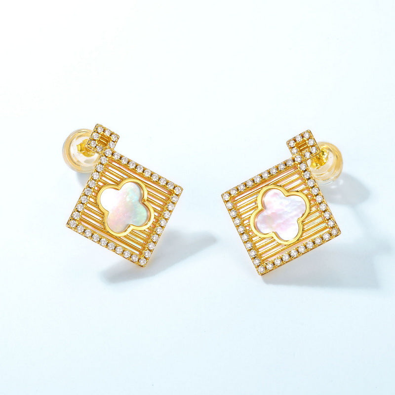 S925 純銀鍍 10K 金耳釘|貝殼仿鑽窗花四葉草造型 幸運時尚必備