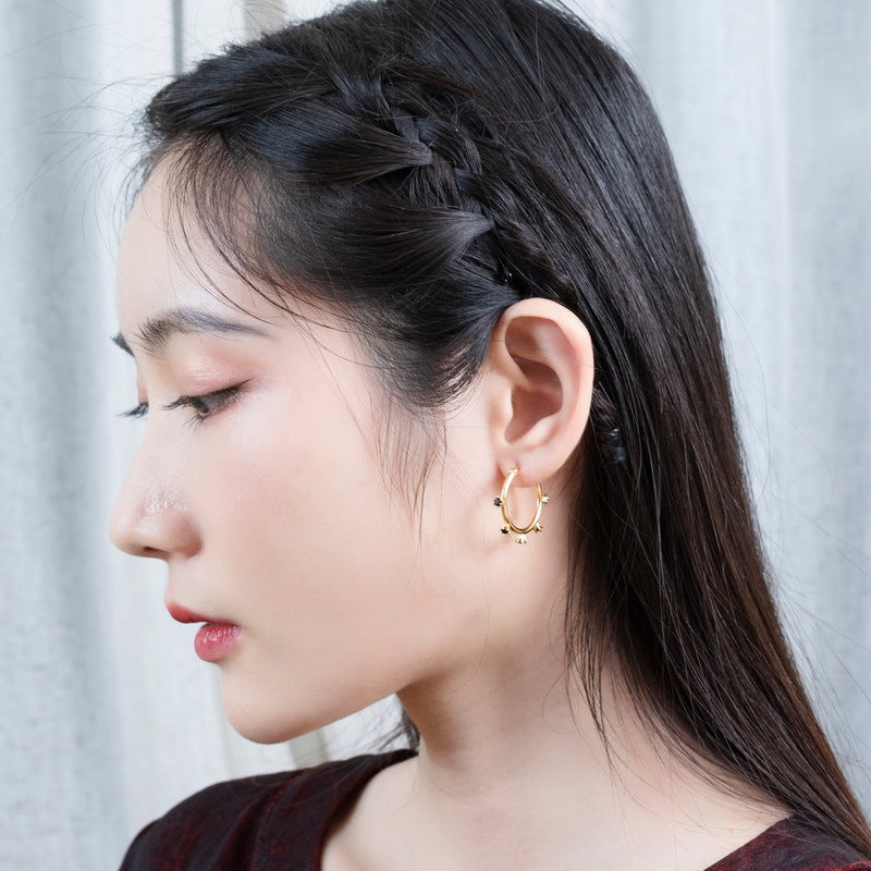 S925 純銀鍍 14K 金耳環|黑鋯石點綴 歐美個性時尚必備