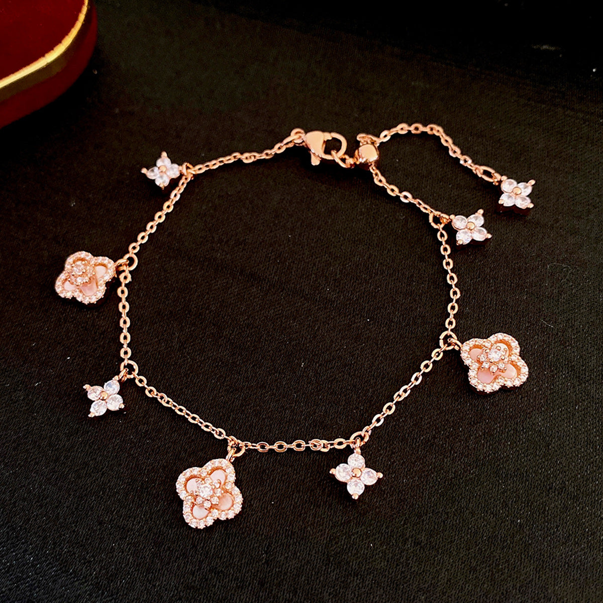 韓系簡約鋯石花朵項鍊輕奢高級感鎖骨鏈女精緻設計感小衆首飾套裝