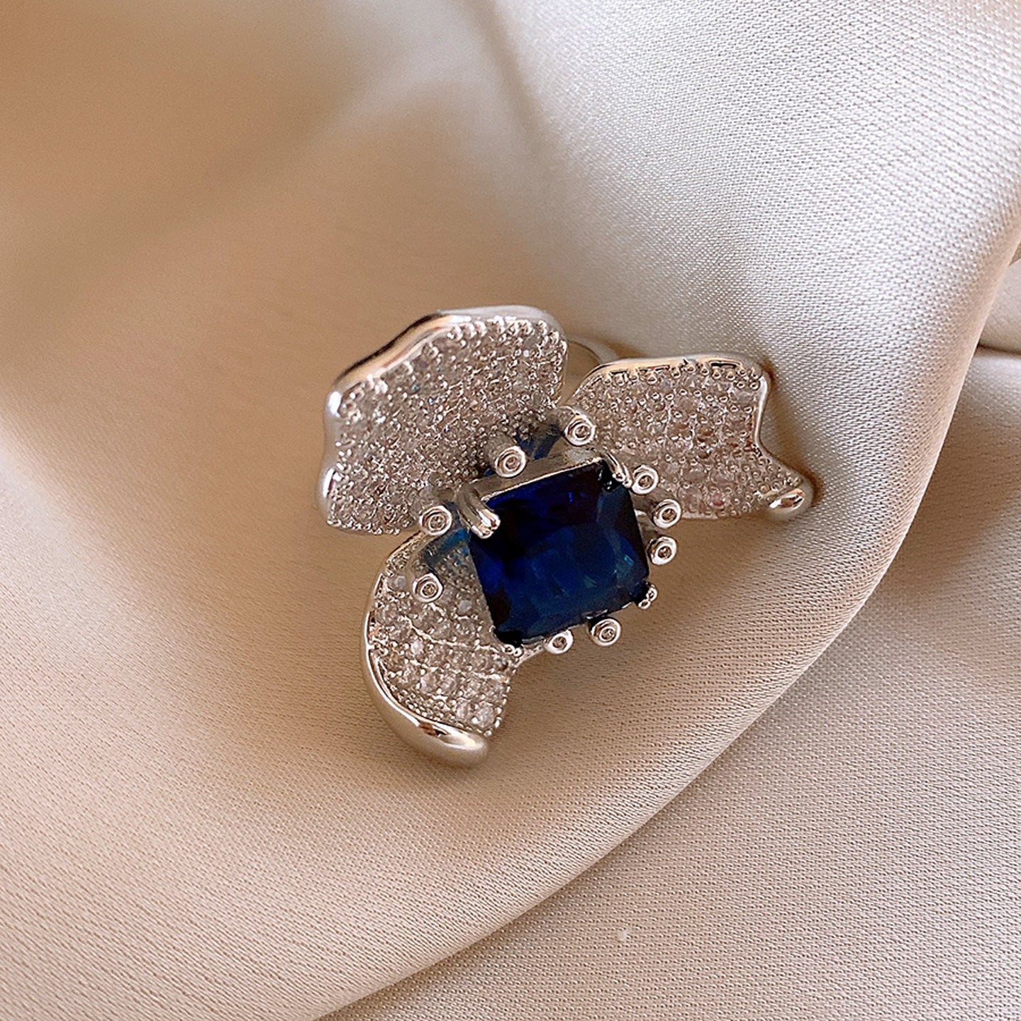 復古奢華方形鋯石花朵戒指輕奢高級感食指戒女精緻手飾設計感小衆