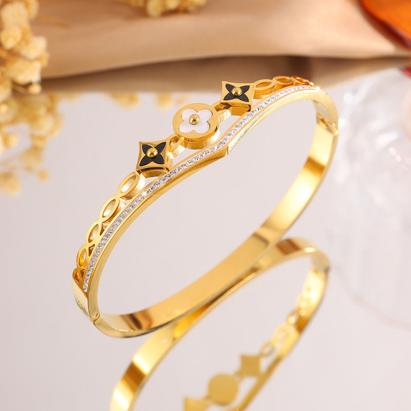 鈦鋼手鐲復古四葉花鑲鑽在逃公主皇冠開口手鐲氣質百搭不褪色飾品