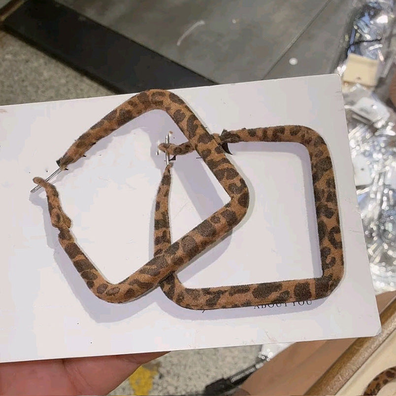 銀針樹脂暈染花朵耳環輕奢高級感耳釘復古時尚百搭耳飾設計感小衆