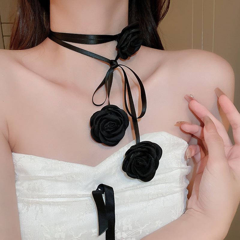 黑色冷淡風愛心蝴蝶串珠項鍊時尚毛衣鏈鎖骨鏈網紅輕奢高級感項飾