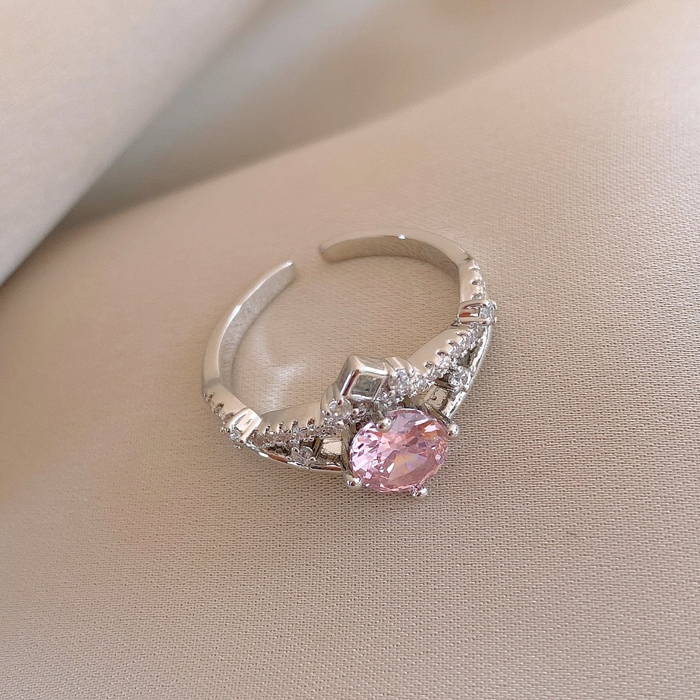 超閃方形鋯石開口戒指輕奢高級感指環簡約氣質百搭小衆設計手飾女