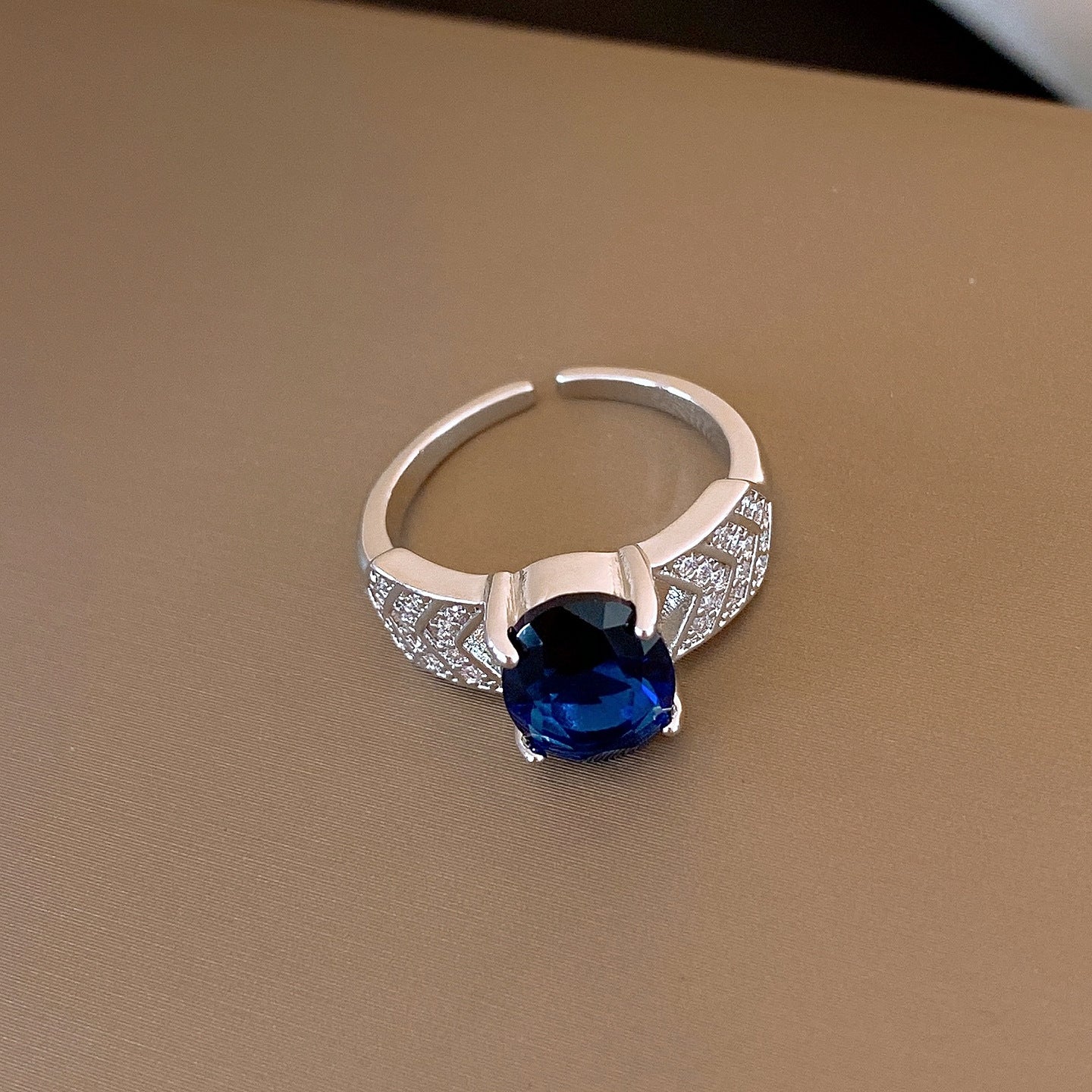 歐美跨境超閃鋯石花朵開口戒指輕奢高級感指環簡約時尚氣質手飾女