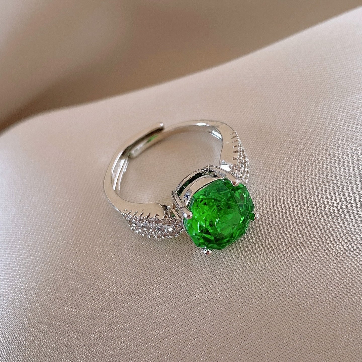 歐美跨境奢華超閃滿鑽戒指時尚輕奢高級感指環氣質時尚簡約手飾女