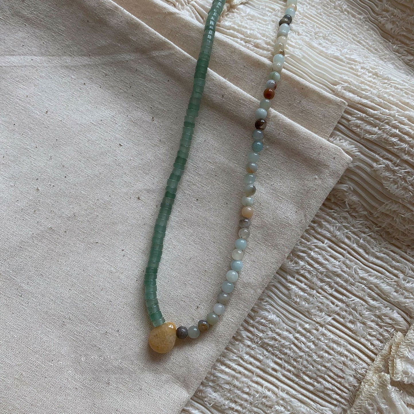 珍珠鑲鑽愛心字母幾何項鍊法式時尚高級感氣質鎖骨鏈復古百搭項飾