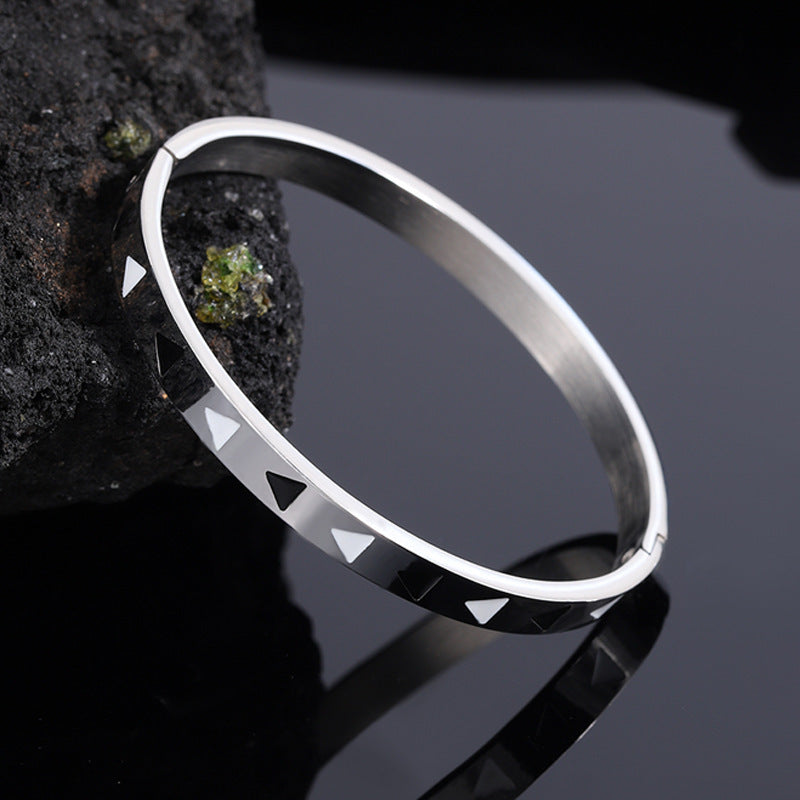 鈦鋼手鐲時尚個性滴油三角形手鐲女生高級感簡約設計不掉色手環