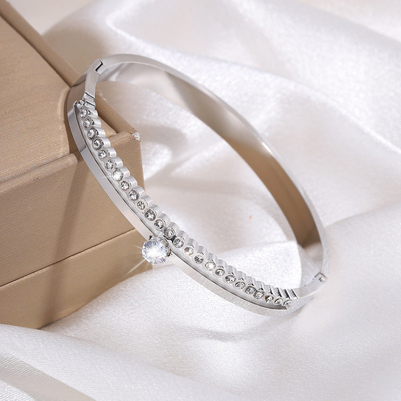 新款歐美時尚鑲鑽手鐲女高級大鑽不掉色鈦鋼手鐲情侶百搭設計手鐲