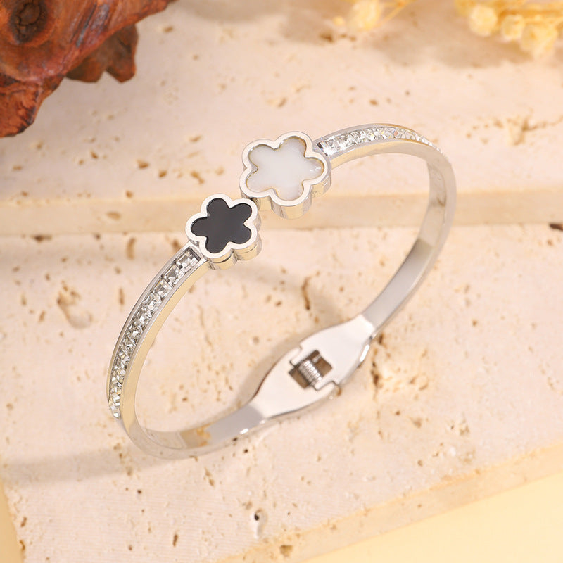 韓版黑白五瓣花排鑽鈦鋼手鐲女簡約開口設計不褪色百搭手鐲飾品