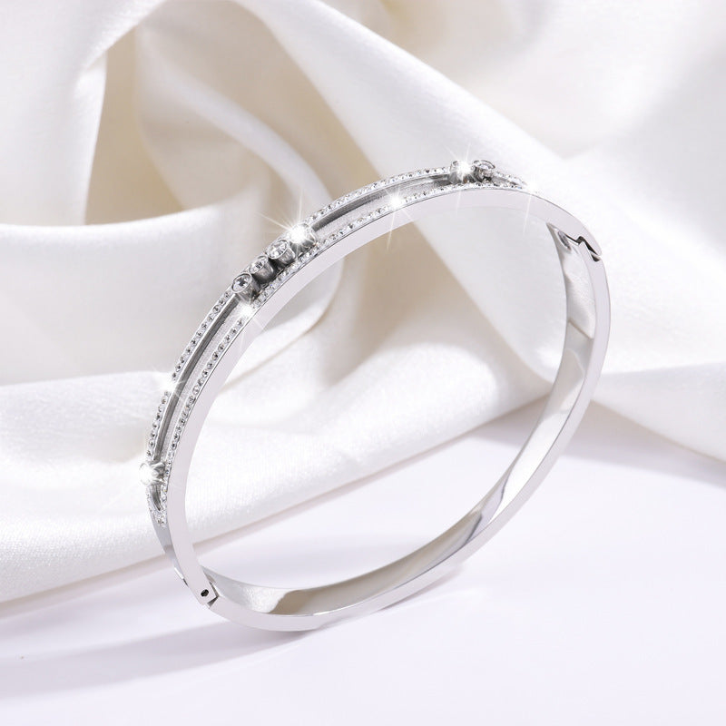 鈦鋼手鐲鏤空滿鑽不鏽鋼手鐲女生高級感時尚創意不掉色百搭手環