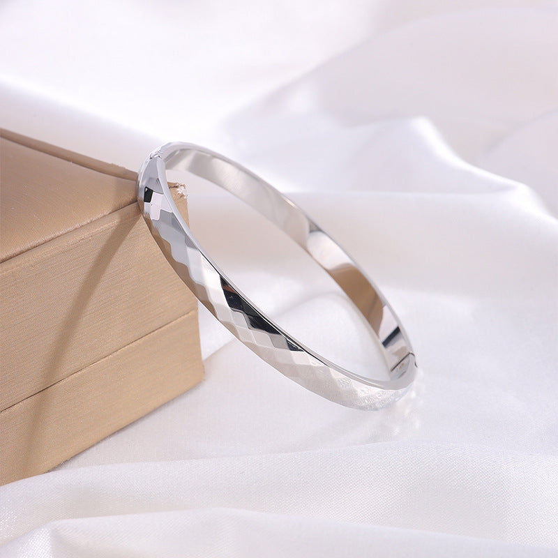 鈦鋼手鐲歐美時尚跨境氣質手鐲18k真金電鍍不規則手鐲女生高級感