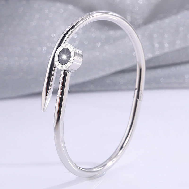 新款羅馬文鈦鋼手鐲歐美跨境釘子不掉色手環女高級感時尚輕奢手飾