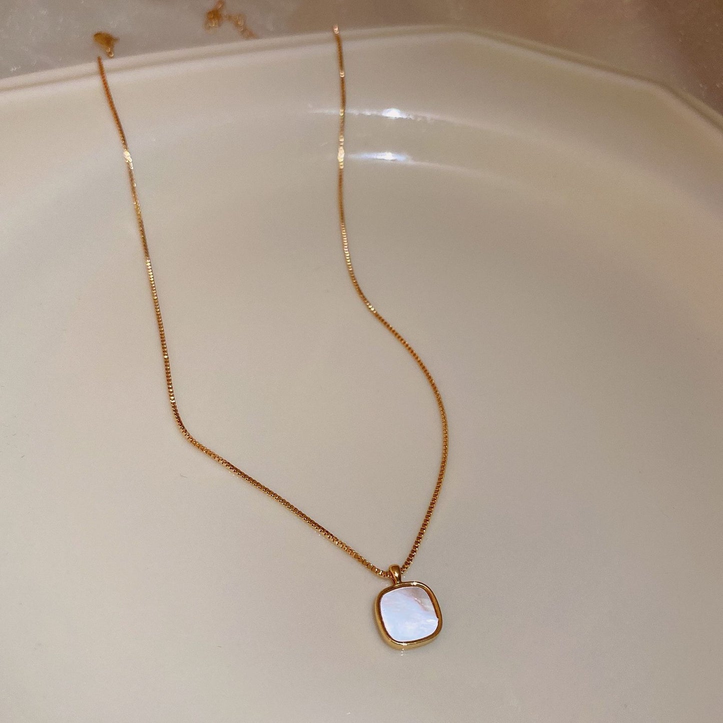 時尚輕奢鋯石蝴蝶結愛心小金磚珍珠項鍊氣質鎖骨鏈高級感新款項飾