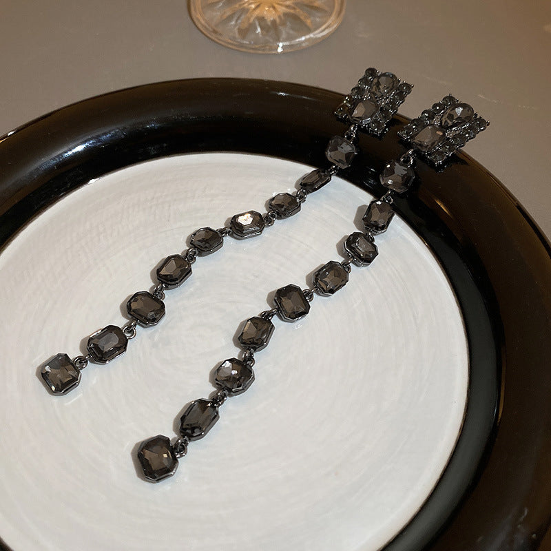 歐美黑色鑲鑽蝴蝶花朵流蘇耳環小衆氣質耳釘跨境高級感輕奢耳飾女