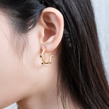 S925 純銀鍍 14K 金耳環｜黑鋯石點綴 歐美個性時尚必備