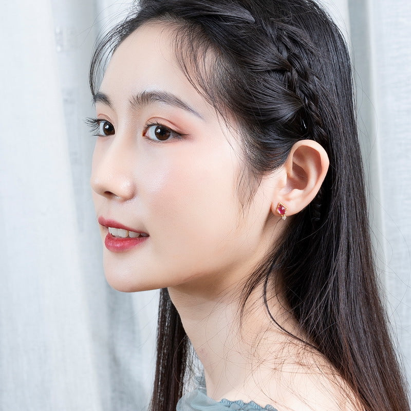 熱銷！S925 純銀鍍 9K 金，合成紅寶仿鑽歐美風耳環