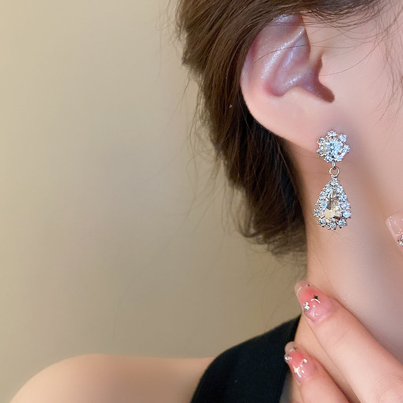 韓國東大門鑲鑽水滴耳環項鍊兩件套輕奢小衆鎖骨鏈個性冷淡風項飾