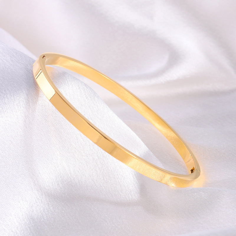 鈦鋼手鐲時尚簡約卡家手鐲女生高級感精緻18k鍍金不掉色手環
