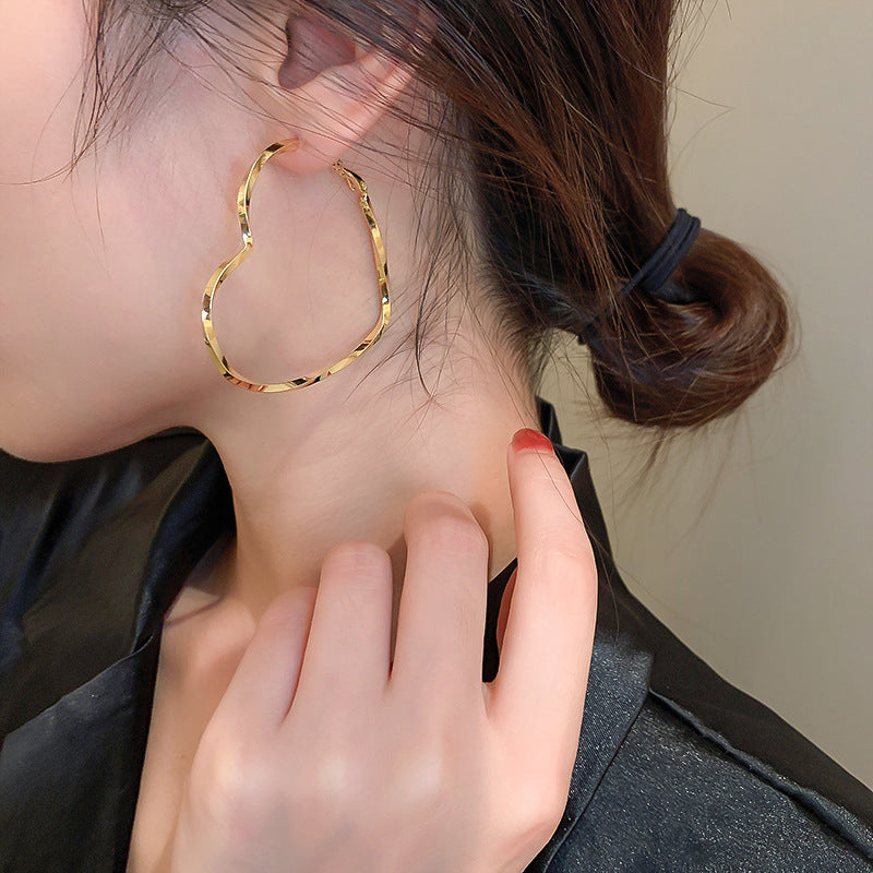 銀針歐美冷淡風鑲鑽愛心圓圈耳圈小衆簡約誇張耳環百搭高級感耳飾