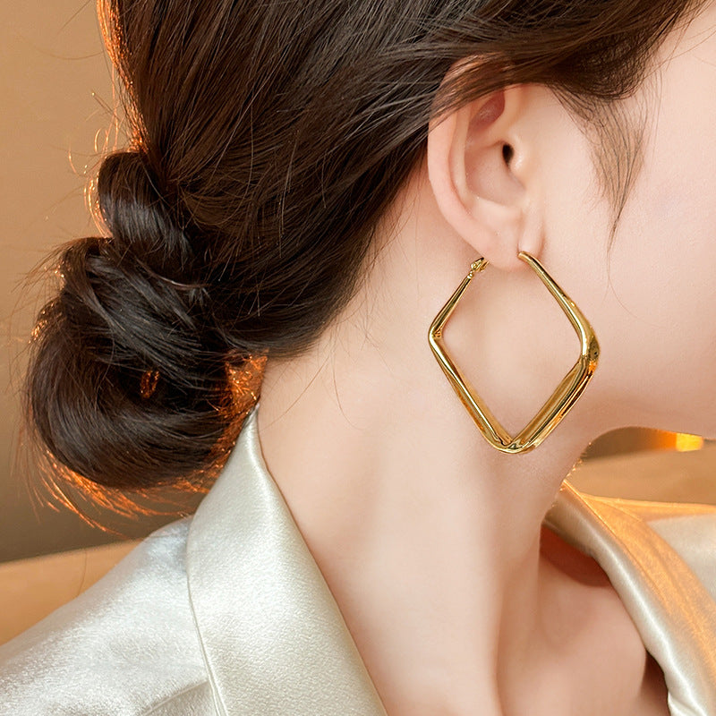 銀針歐美跨境金屬風素圈幾何耳圈氣質個性耳釘耳環誇張高級感耳飾