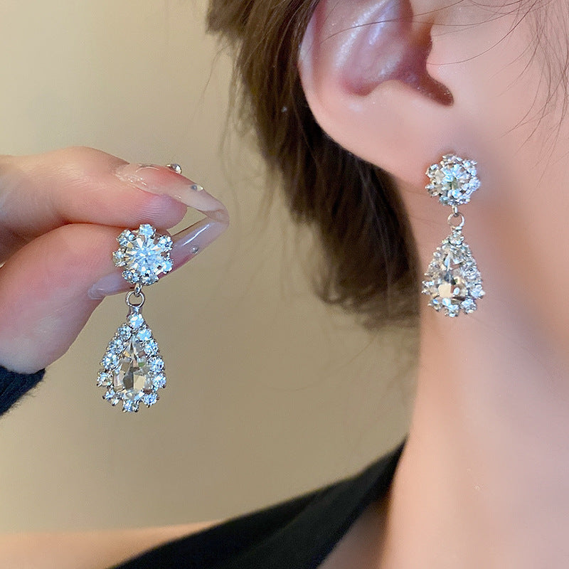 韓國東大門鑲鑽水滴耳環項鍊兩件套輕奢小衆鎖骨鏈個性冷淡風項飾