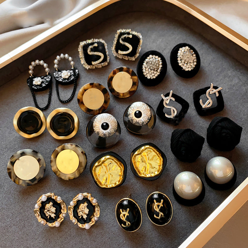 銀針法式黑色鑲鑽字母珍珠包包流蘇耳環小衆氣質耳釘高級感耳飾女