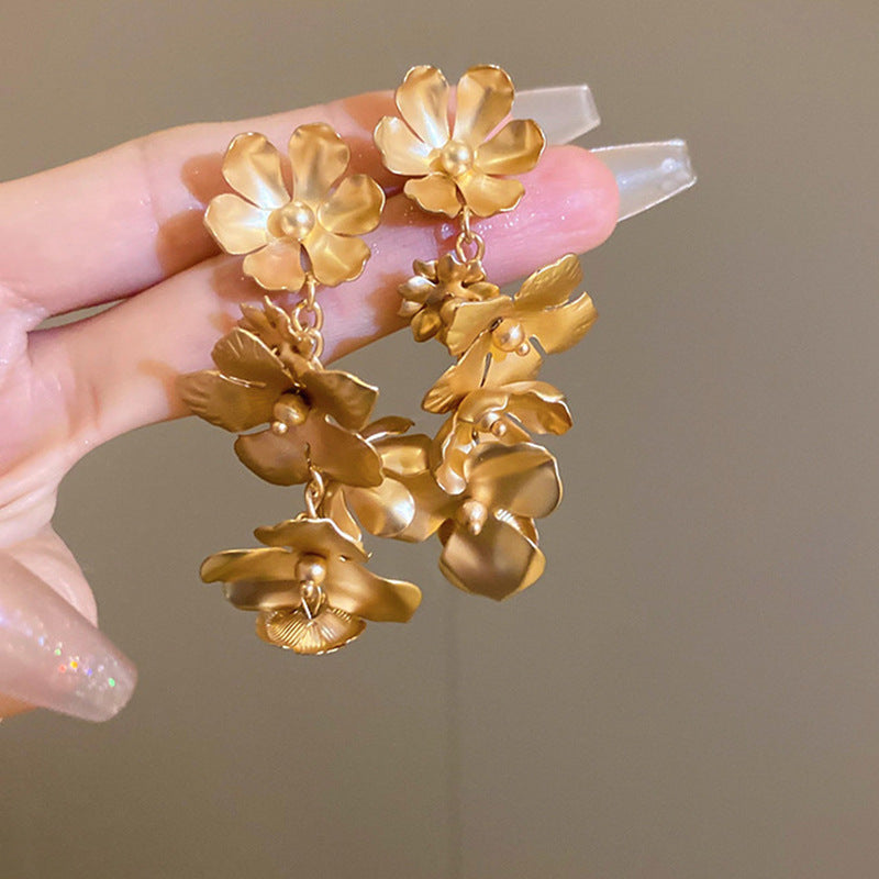 銀針歐美跨境專供花朵珍珠流蘇耳環氣質個性耳釘誇張高級感耳飾女