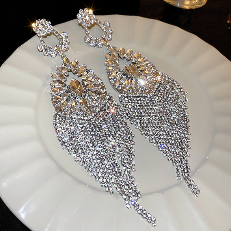 銀針跨境冷淡風銀色鑲鑽鋯石花朵珍珠耳環長款流蘇耳釘高級感耳飾