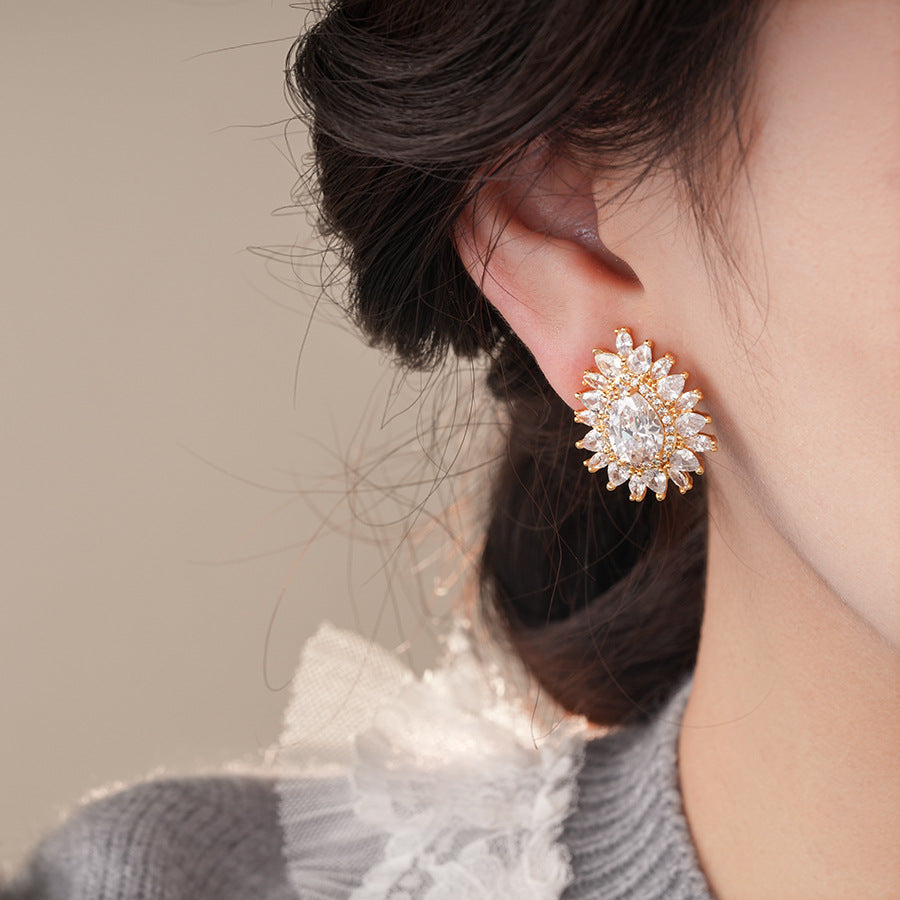 銀針歐美小衆鋯石水滴耳釘女時尚設計感跨境耳環輕奢高級感耳飾女