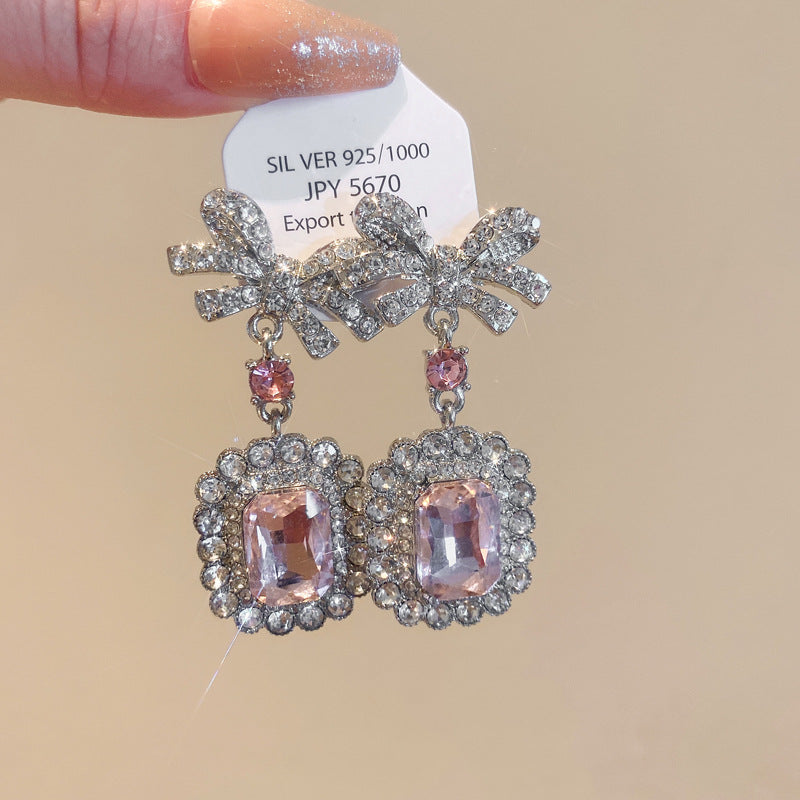 韓國粉色鑲鑽花朵蝴蝶結方形吊墜項鍊個性輕奢鎖骨鏈高級感項飾女