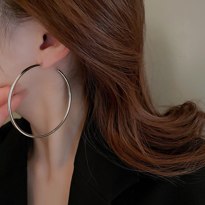 銀針歐美誇張銀色素圈愛心耳環冷淡風時尚耳圈輕奢個性高級感耳飾