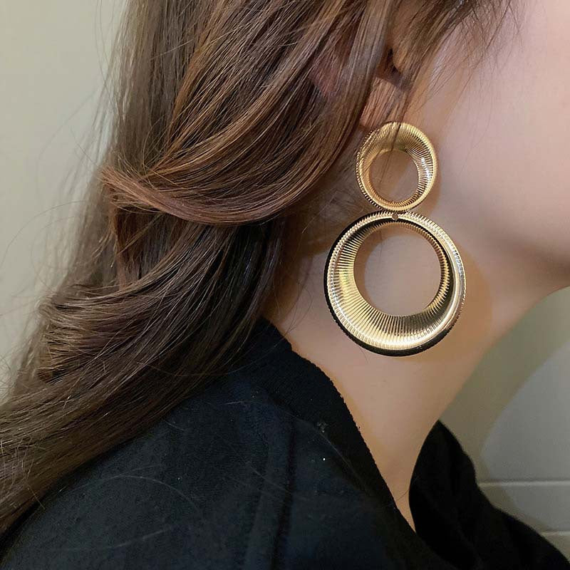 銀針歐美金屬風鏤空花朵魚尾珍珠耳環誇張氣質耳釘重工高級感耳飾