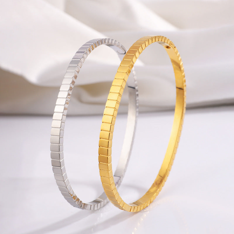 鈦鋼手鐲時尚簡約條紋開口不鏽鋼手鐲女生高級感不掉色百搭手環