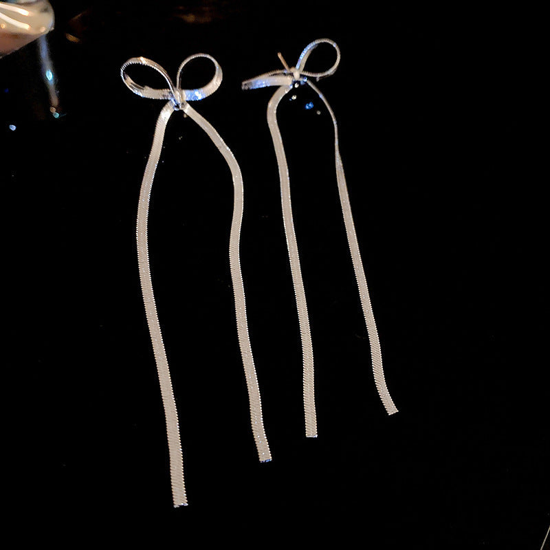 銀針跨境冷淡風銀色鑲鑽鋯石花朵珍珠耳環長款流蘇耳釘高級感耳飾