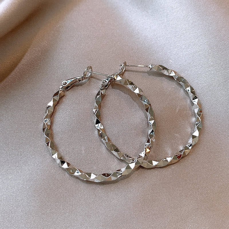 銀針歐美跨境金屬風素圈幾何耳圈氣質個性耳釘耳環誇張高級感耳飾