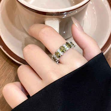 小衆復古橢圓橄欖綠鋯石開口戒指輕奢高級感食指戒氣質百搭手飾女