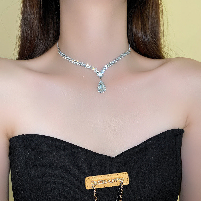 韓國東大門鑲鑽水滴耳環項鍊兩件套輕奢小衆鎖骨鏈個性冷淡風項飾