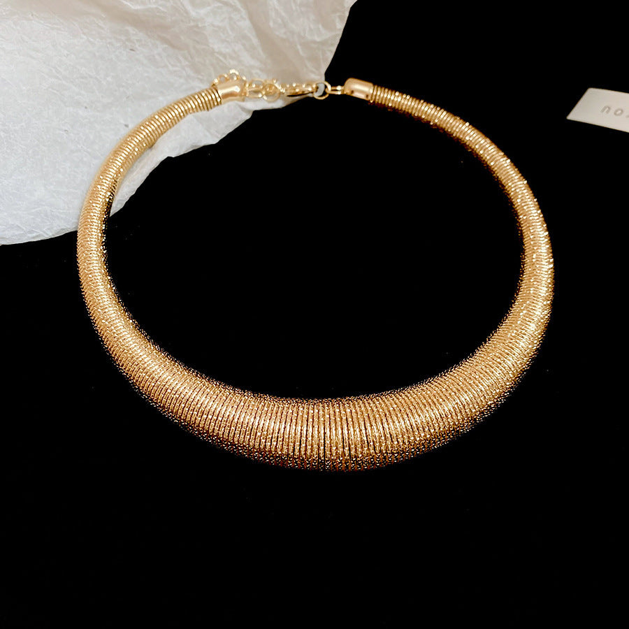 鈦鋼金屬冷淡風愛心磁鐵項圈法式復古項鍊簡約頸鍊新款氣質項飾女