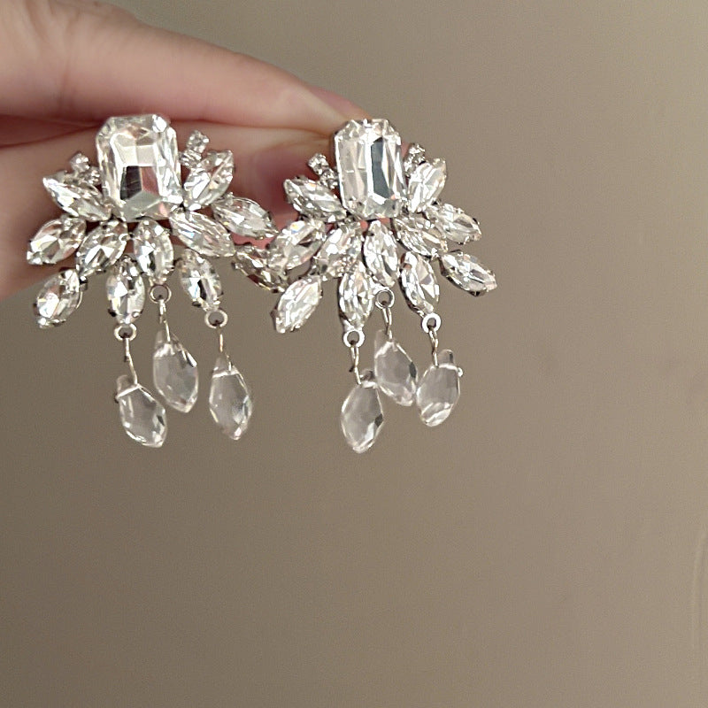 銀針冷淡風透明樹脂水滴花朵珍珠耳環時尚耳釘跨境歐美高級感耳飾