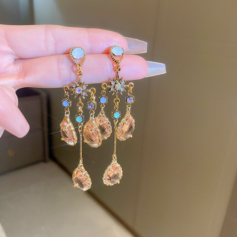 銀針歐美輕奢人造鋯石水晶款愛心耳釘時尚宮廷風耳環高級感耳飾女