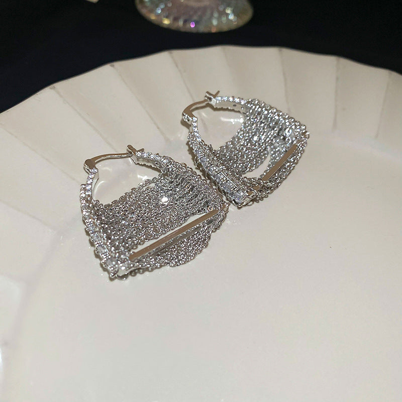 銀針跨境冷淡風銀色鑲鑽鋯石花朵珍珠耳環長款流蘇耳釘高級感耳飾