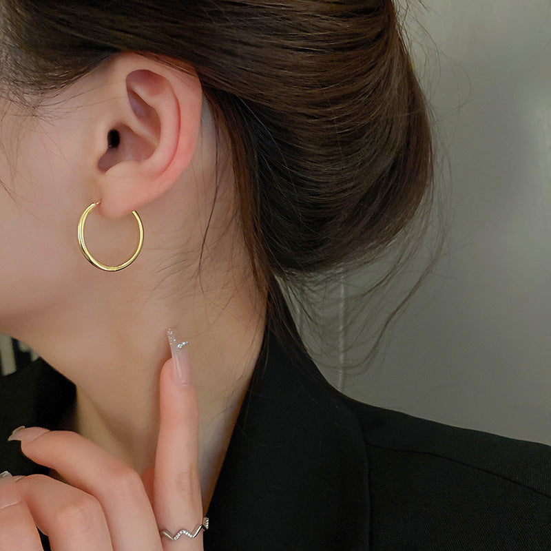 銀針歐美誇張銀色素圈愛心耳環冷淡風時尚耳圈輕奢個性高級感耳飾